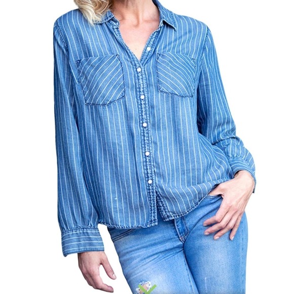 Velvet Heart Button Down Chambrey Pinstripe Casual top - Picture 2 of 8